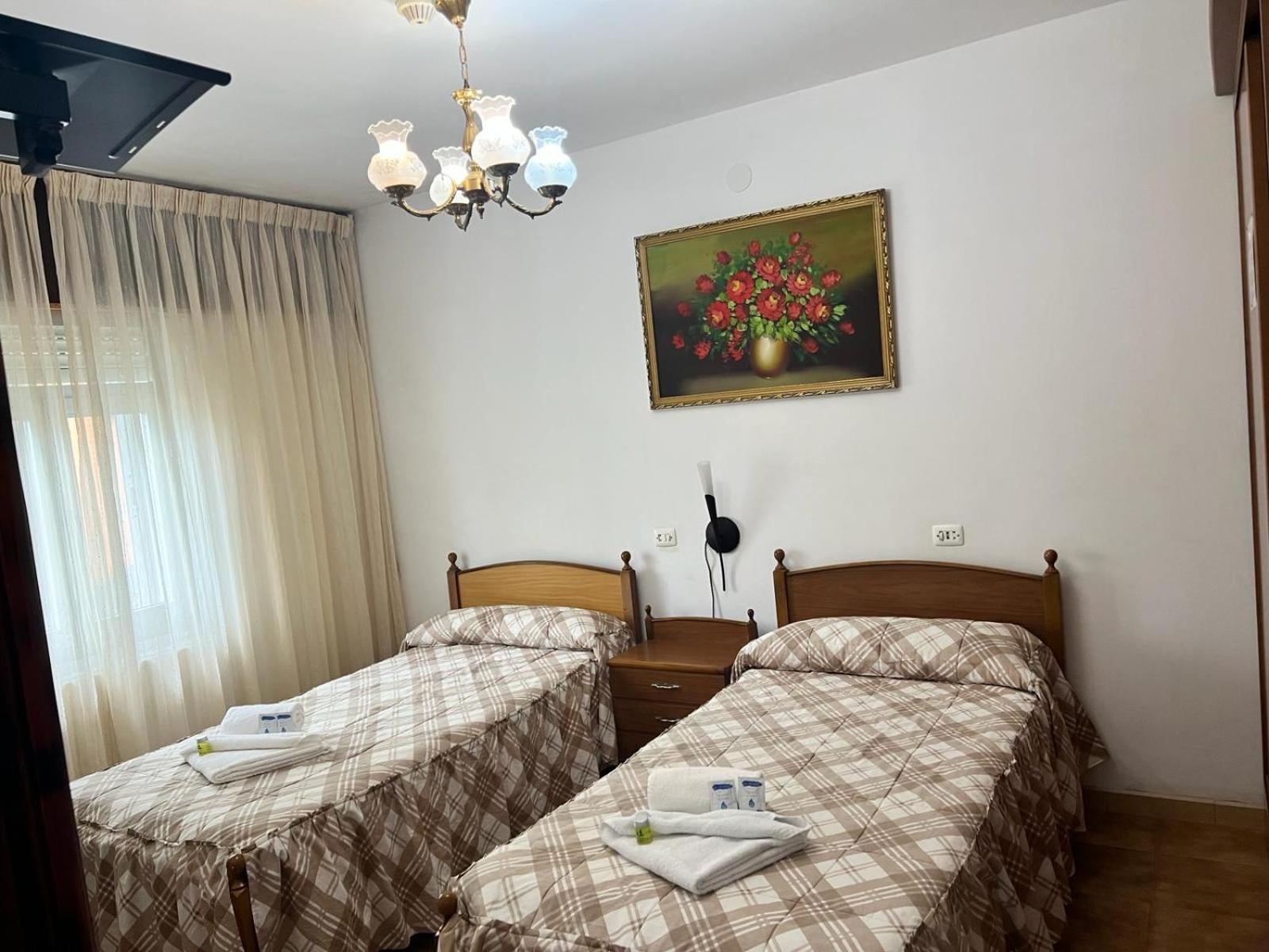 Hotel Santa Maria Do Poio Padornelo  Buitenkant foto