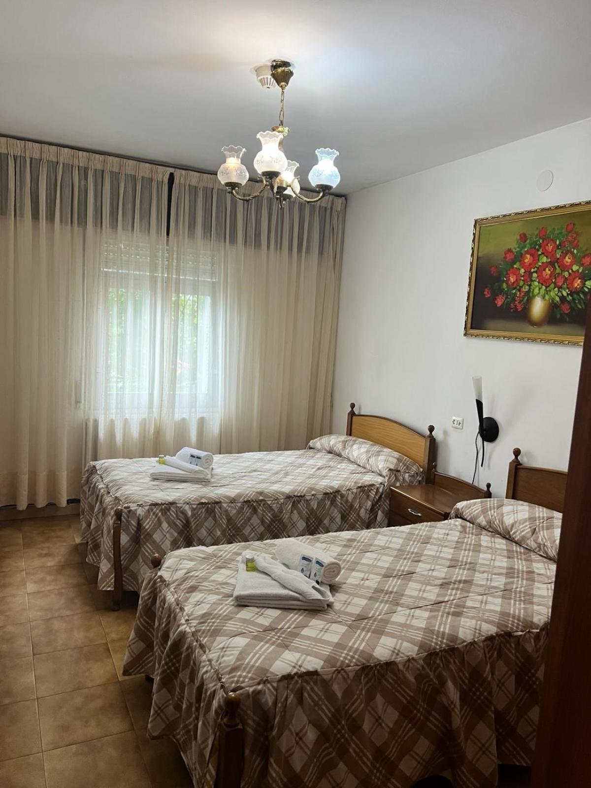 Hotel Santa Maria Do Poio Padornelo  Buitenkant foto